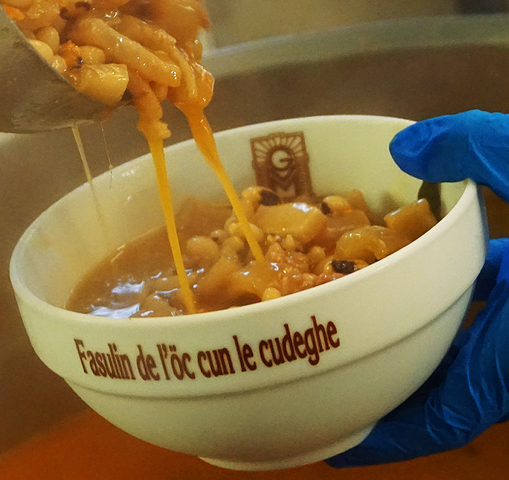28^ Fasulin de l'òc cun le cudeghe